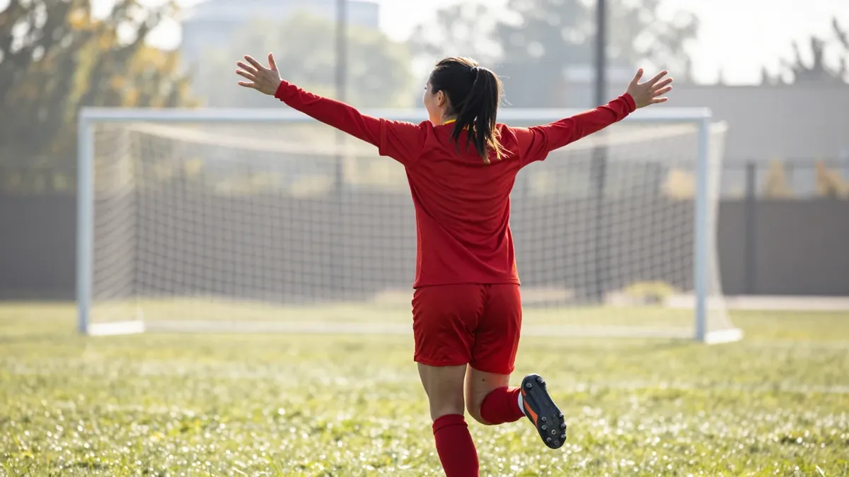 Liverpool Women began the new Women's Super League season with a 4-0 away win at Charlton Athletic, with Grace Fisk...